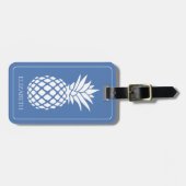 Étiquette À Bagage Ananas blanc chic sur fond bleu (Devant horizontal)