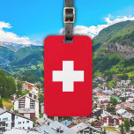 Étiquette À Bagage Balise de bagage rouge drapeau suisse simple<br><div class="desc">Cliquez sur "Customiser" pour personnaliser le texte et/ou modifier la couleur de l'arrière - plan. Fait un grand cadeau de vacances ou un remplissage Cool,  cadeau d'anniversaire ou cadeau de vacances.</div>