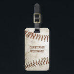 Étiquette À Bagage Baseball vintage Personnalisé<br><div class="desc">Une photo d'un baseball vintage usé fournit l'arrière - plan pour cette étiquette de bagage personnalisée. Ajoutez votre nom dans la police grunge sans serif en mauvais état à l'ombre de brun rougeâtre qui correspond à la couture. Customisez l'envers avec votre nom et vos coordonnées en blanc sur un arrière...</div>