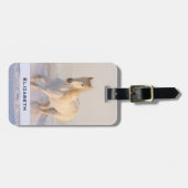 Étiquette À Bagage Beau Cheval Blanc Galloping dans la neige (Devant horizontal)