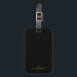 Étiquette À Bagage Black Gold Girl Script Monogramme Nom Moderne<br><div class="desc">Monogramme or et noir Ajoutez votre propre nom Script Signature Coussin. Le sac à bagages marque le cadeau parfait pour 16 ans,  mariage,  douche nuptiale,  baby shower ou bachelorette cadeau pour quelqu'un qui aime un style chic élégant et moderne.</div>