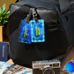 Étiquette À Bagage Bleu Clair Neon Piscine Lumineuse Eau Wave Palm<br><div class="desc">Design d'effet brillant de néon lumineux en bleu et vert néon.</div>