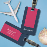 Étiquette À Bagage Bloc de couleur élégant Bleu foncé et rose foncé<br><div class="desc">Vous aimez les couleurs audacieuses ? Voyagez dans le style avec cette étiquette de bagage avec un bloc de couleur élégant en bleu foncé et rose. Personnalisez cette balise en remplaçant le texte de l'espace réservé par vos informations et pour plus d'options comme changer la police et sa taille, cliquez...</div>