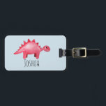 Étiquette À Bagage Boys Red Watercolor Dinosaure and Name Kids<br><div class="desc">Ce joli dessin pour enfants présente un dinosaure d'aquarelle rouge peint à la main avec un arrière - plan rayé,  et peut être personnalisé avec le nom de votre garçon. Parfait pour tous les dinosaures amoureux de la petite. Découvrez notre magasin pour d'autres magnifiques designs !</div>