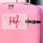 Étiquette À Bagage Carte du monde du voyage Hot Pink Nom du monogramm<br><div class="desc">Voyagez avec style avec notre Hot Pink World Traveler Map Monogramme Nom Bagage Balise! Doté d'un design rose vif et d'un arrière - plan de carte du monde, ce tag est personnalisé avec votre nom et monogramme dans une police chic. Parfait pour identifier vos bagages rapidement et facilement, il combine...</div>