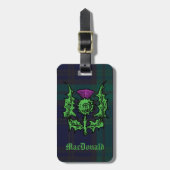 Étiquette À Bagage Chardon écossais sur tarte foncée Nom personnalisé (Devant Vertical)