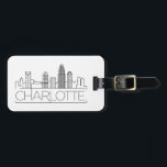 Étiquette À Bagage Charlotte, Caroline du Nord Stylisé Skyline<br><div class="desc">Un bagage unique représentant la belle ville de Charlotte,  Caroline du Nord.  Ce tag présente une illustration stylisée de l'horizon unique de la ville avec son nom en dessous.</div>