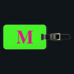 Étiquette À Bagage Chaud rose néon vert Monogramme Nom Cadeau Favor 2<br><div class="desc">Monogramme initial et aussi des détails personnels comme nom,  adresse,  numéro de téléphone et e-mail que vous pouvez modifier. Conçu avec un arrière - plan de couleur vert néon solide attrayant,  vous pouvez changer la couleur si vous le souhaitez. Idée cadeau de voyage cool pour lui ou elle.</div>