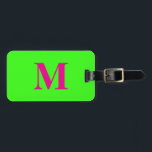 Étiquette À Bagage Chaud rose néon vert Monogramme Nom Cadeau Favor 2<br><div class="desc">Monogramme initial et aussi des détails personnels comme nom,  adresse,  numéro de téléphone et e-mail que vous pouvez modifier. Conçu avec un arrière - plan de couleur vert néon solide attrayant,  vous pouvez changer la couleur si vous le souhaitez. Idée cadeau de voyage cool pour lui ou elle.</div>