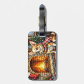 Étiquette À Bagage Chihuahua Sitting Fireplace with Christmas Lights (Dos Vertical)