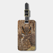 Étiquette À Bagage Chouette à cornes dans le Douglas Fir (Devant Vertical)