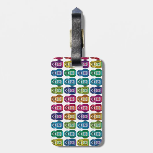 Étiquette À Bagage Chouette de Matryoshka à l'arc-en-ciel (Dos Vertical)