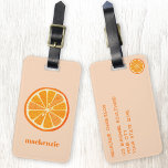 Étiquette À Bagage Citrus Orange Fun Personnalisé<br><div class="desc">Fun agrumes d'orange sur un arrière - plan rose vif. Art original de Nic Squirrell. Modifiez le nom sur le devant et les détails sur le verso pour customiser.</div>