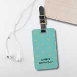 Étiquette À Bagage Coeurs dorés Faux Bleus Modernes<br><div class="desc">Marque de bagage personnalisable cool avec arrière - plan bleu / faux coeur d'or. Vous pouvez y ajouter vos noms et adresses.</div>
