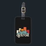Étiquette À Bagage Detroit Michigan City Skyline Retro City Art<br><div class="desc">Design urbain vintage et rétro avec une belle skyline, attraction touristique et art urbain. gratte-ciel Cool et silhouette de construction merchandises pour touristes et voyageurs. Parfait comme souvenir à rapporter lors de votre voyage. Enregistrez la mémoire de votre voyage et de vos vacances en famille et entre amis. La couleur...</div>