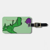 Étiquette À Bagage Dinosaure vert drôle de Trex tenant le ballon (Devant horizontal)