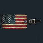 Étiquette À Bagage Drapeau américain<br><div class="desc">Drapeau américain Stand out in the bagage carousel with a custom bagage tag from Zazzle! Pas plus grand qu'une carte de visite, 100 % en acrylique, cette étiquette à bagage est prête pour tous les bagages. Fabriquée selon le procédé d'impression AcryliPrint ® HD, votre étiquette à bagage est parfaite pour...</div>