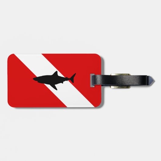Étiquette À Bagage Drapeau de plongée : Requin (Dos horizontal)