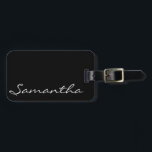 Étiquette À Bagage élégant simple moderne chic tendance monogramme no<br><div class="desc">Ce design étonnant et sophistiqué comprend votre nom,  ou tout texte personnalisé,  dans un gris acier clair sur un arrière - plan noir solide.</div>
