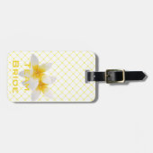 Étiquette À Bagage Épouse d'équipe | Fleur tropicale et Trellis jaune (Devant horizontal)