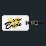 Étiquette À Bagage Étiquette bagages de l'équipe | coeur d'or | demoi<br><div class="desc">Marque de bagage d'équipe avec un élégant coeur d'or. Votre sac sera facile à repérer avec cette étiquette de bagages mignonne. Personnalisez-le avec vos coordonnées.</div>