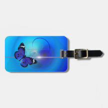 Étiquette bleue de bagage de papillon avec le