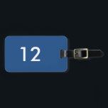 Étiquette À Bagage Étiquette de bagage du passioné du football de<br><div class="desc">Montrez votre esprit d'équipe de football de Seattle en voyageant avec ce "12" bagage étiquettent. Fait un grand cadeau pour une fan de Seahawks.  Personnalisez avec le nom de votre fan,  l'information de contact ou tout autre texte.</div>