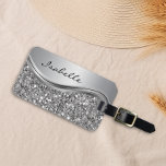 Étiquette À Bagage Faux Parties scintillant en argent Glam Bling Méta<br><div class="desc">Cette conception peut être personnalisée dans la zone fournie en modifiant la photo et/ou le texte. Vous pouvez également le customiser en cliquant sur Personnaliser ce Modèle, puis en choisissant l'option cliquer pour customiser et supprimer ou modifier la couleur de l'arrière - plan, ajouter du texte, modifier la couleur ou...</div>