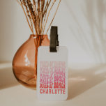 Étiquette À Bagage Fille d'honneur rose moderne girly rétro 60's simp<br><div class="desc">Hommage Pink and red girly retro simple 60's cool vibes de la soirée de week-end de bachelorette faveur bagage tag.</div>