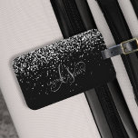 Étiquette À Bagage Glam Black Silver Parties scintillant Nom du monog<br><div class="desc">Balise de bagages Monogramme Parties scintillant en argent noir glam. Personnalisez facilement ce design chic et branché de porte-bagages avec une élégante parties scintillant brillante argentée sur un arrière - plan noir. Le design comprend votre monogramme manuscrit avec de jolis tourbillons et votre nom.</div>
