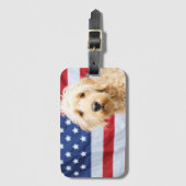 Étiquette À Bagage Goldendoodle avec drapeau américain (Devant Vertical)