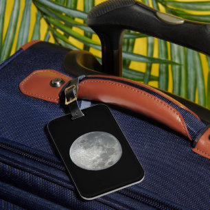 Étiquette À Bagage Gros plan sur la pleine lune dans le ciel nocturne