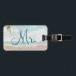Étiquette À Bagage Island Breeze Beach Custom Honeymoon Travel M.<br><div class="desc">Island Breeze Painted Beach Scene, avec Ocean Waves, Sandy Beach et Palm Trees, avec un beau ciel bleu turquoise. Avec Des Polices De Script De Typographie Moderne. Une Plage Tropicale D'Été, Ou design de mariage de destination - Groom Personnalisé M. Lune de miel Tags! ~ Regardez ma boutique pour voir...</div>