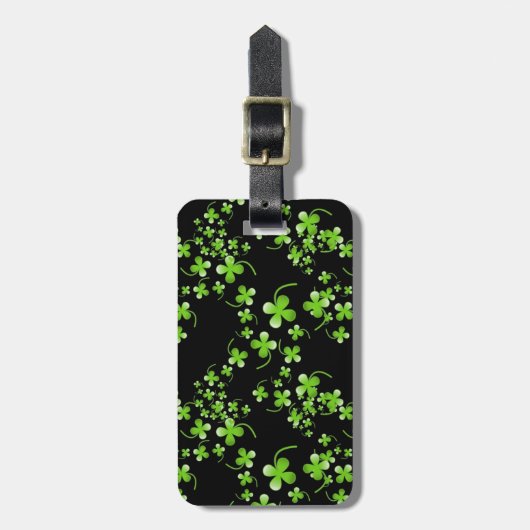 Étiquette À Bagage Joli motif Shamrock, vert sur accessoire noir (Devant Vertical)