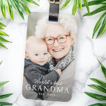 Étiquette À Bagage La meilleure grand-mère du monde photo de l'année<br><div class="desc">Balise bagage avec votre photo personnalisée et le texte "Meilleure grand-mère du monde" avec l'année personnalisée ou autre texte ci-dessous.</div>