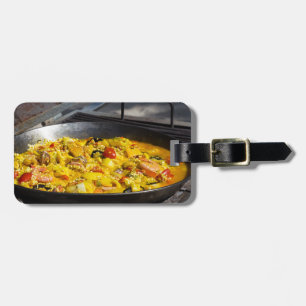 Étiquette À Bagage La paella est cuite sur un grill