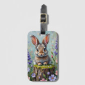Étiquette À Bagage Lapin Fluffy dans un champ de fleurs (Devant Vertical)