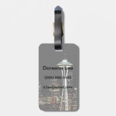 Étiquette À Bagage Le ciel de Seattle la nuit, avec Space Needle. (Dos Vertical)