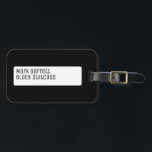 Étiquette À Bagage Ma valise noire<br><div class="desc">Parce que tout le monde a une valise noire...  un arrière - plan noir solide avec un carré blanc pour ajouter votre nom.</div>