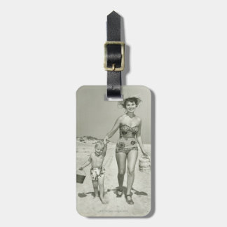 Étiquette À Bagage Marche de mère et de fils
