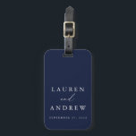 Étiquette À Bagage Mariage bleu et blanc de la marine Personnalisé<br><div class="desc">Magnifique,  personnalisé marine étiquette bagages bleu. Un cadeau parfait pour les jeunes mariés de votre vie!</div>