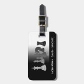 Étiquette À Bagage Masculine moderne noir et blanc Chess Travel (Devant Vertical)