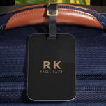 Étiquette À Bagage Moderne minimaliste tendance Noir Or Deux Monogram<br><div class="desc">Une étiquette moderne et élégante de deux monogrammes en noir et or. Doté d'une police décontractée minimaliste en caractères gras, d'initiales et d'un nom pour la personnalisation. Un style classique et soigné, à la fois tendance et décontracté. Parfait comme accessoire ou cadeau à vos amis, collègues ou collègues de travail....</div>