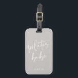 Étiquette À Bagage Moderne Taupe Gris Calligraphie Exercice Gym Pilat<br><div class="desc">Elégant Taupe Grey Pilates Babe étiquette bagage pour vos voyages et vacances. Achetez-en un pour vous ou comme cadeau Pilates pour un instructeur Pilates ou un ventilateur Pilates. Accessoire Pilates moderne avec script de calligraphie manuscrit moderne et votre nom de choix. Les couleurs de tous les éléments de texte peuvent...</div>