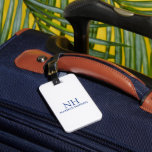 Étiquette À Bagage Monogramme bleu simple moderne<br><div class="desc">Marque de bagage moderne avec un design simple et minimal bleu et blanc avec votre monogramme en caractères gras avec votre nom sur le devant. Le dos contient vos coordonnées.</div>