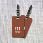 Étiquette À Bagage Monogramme Brown<br><div class="desc">Élégante étiquette de bagage marron personnalisable avec monogramme gras.</div>