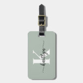 Étiquette À Bagage Monogramme de script vert Sage (Devant Vertical)