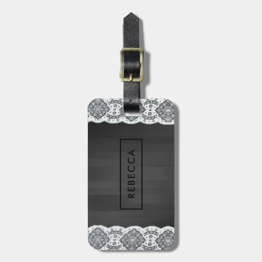 Étiquette À Bagage Monogramme en bois noir et blanc en dentelle Vinta (Devant Vertical)