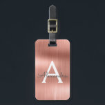Étiquette À Bagage Monogramme en métal brossé rose or Nom et initiale<br><div class="desc">Rose Gold } Blush Pink brossé Foil Monogramme Nom et étiquette initiale de bagage. Cette étiquette de sac est parfaite pour le retour à l'école,  le travail ou le voyage.</div>