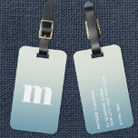 Étiquette À Bagage Monogramme moderne Dégradé bleu initial<br><div class="desc">La typographie coque moderne minimaliste monogramme design initial qui peut être modifié pour personnaliser,  ainsi que les détails sur l'inverse. Blanc sur un arrière - plan de dégradé turquoise.</div>